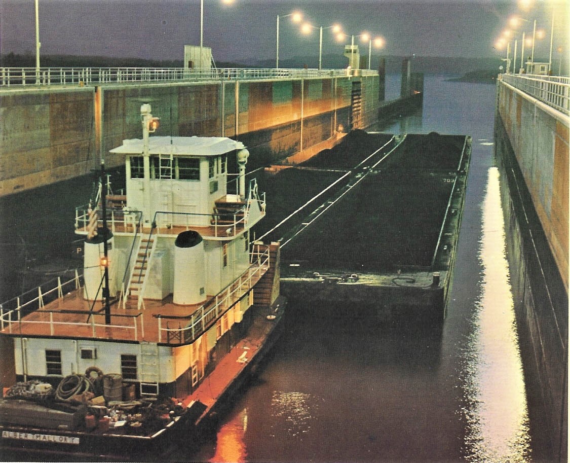 Photograph of barge hauling coal, Jerry F. Costello Lock and Dam.